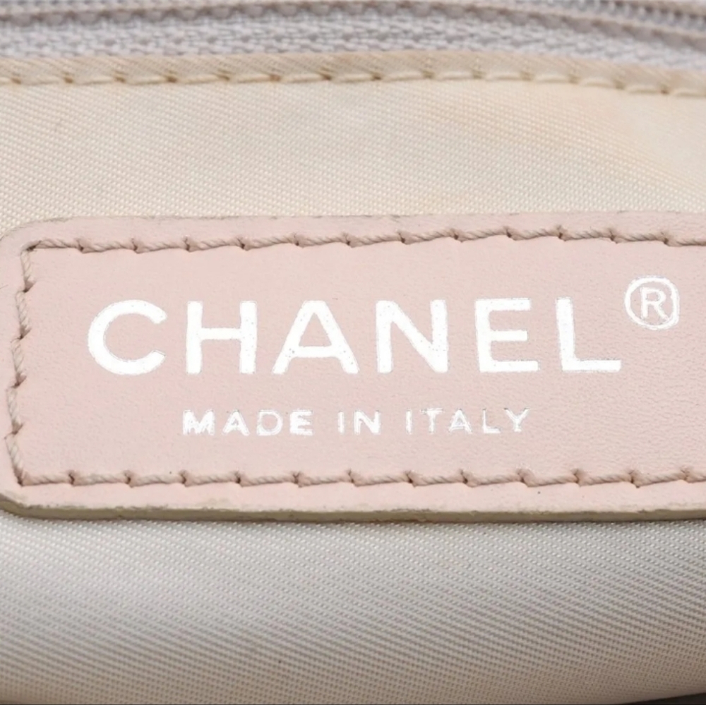 CHANEL  NEW TRAVEL LINE SHOULDER TOTE BAG - Picture 8 of 12